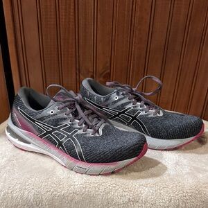ASICS Women's Athletic Shoes - Black and Pink